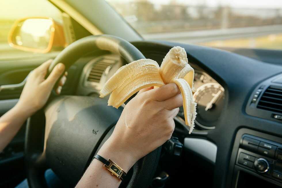 banana 20eating 20distracted 20driving 20moet 20law 20