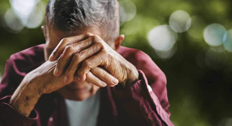 Old man praying